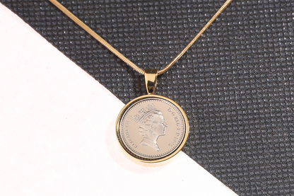 1995 Decimal Five Pence Pendant - 29th Birthday Gift - Choose Colour and Engraving